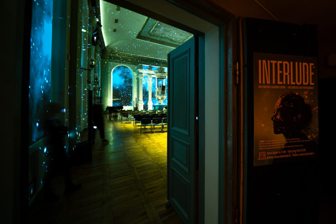 Interlude multimedia light and sound experience - Event image 3