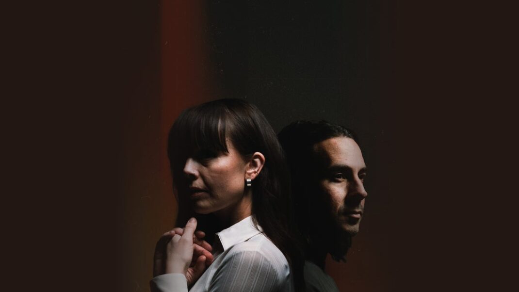 EVA & MANU- BACK FOR THE HOLIDAYS - Event image 3