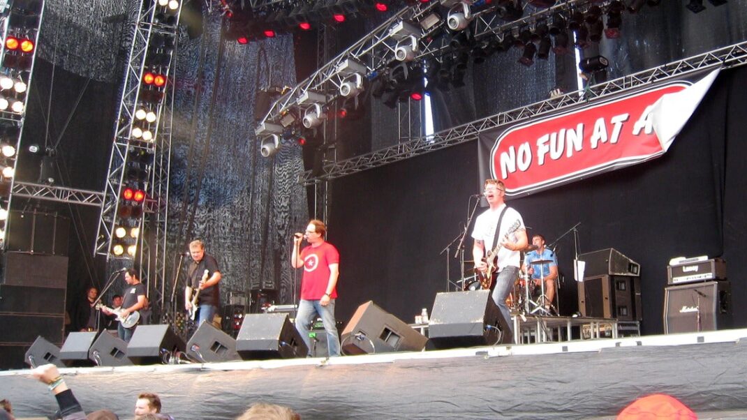 NO FUN AT ALL + support - Event image 2