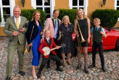 CARLING FAMILY - Event image