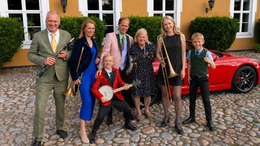 CARLING FAMILY - Event image 3