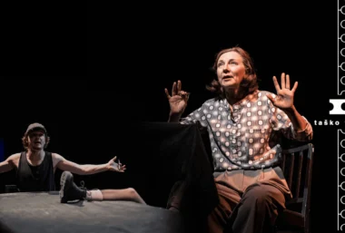 Taško teatras: tikrais faktais paremtas spektaklis „Namai” (rež. L.Krivickaitė) - Event image