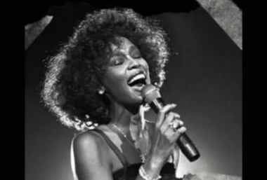 Temporary Band Suona Whitney Houston - Pasākuma attēls